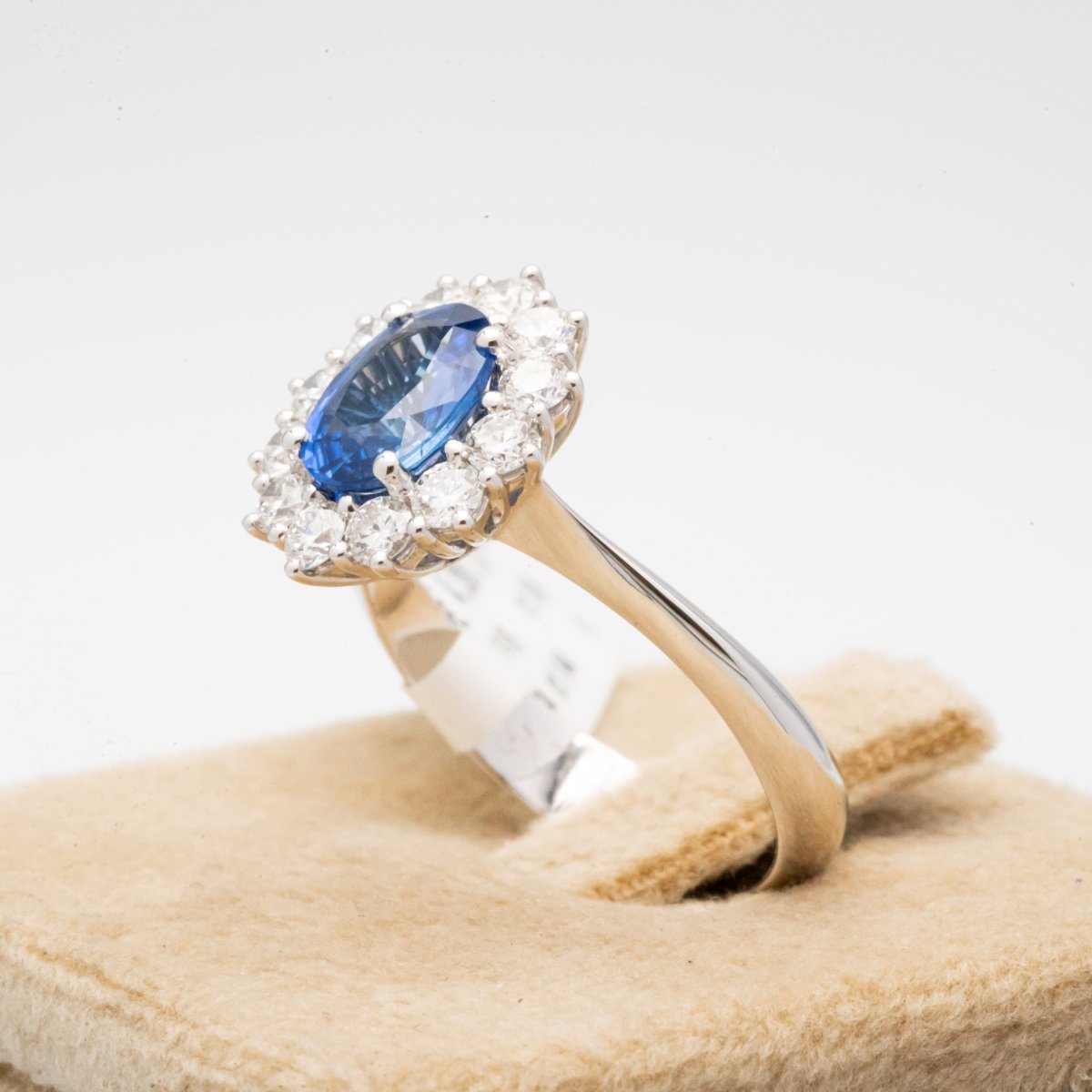 Anello Zaffiro 1.44 CT