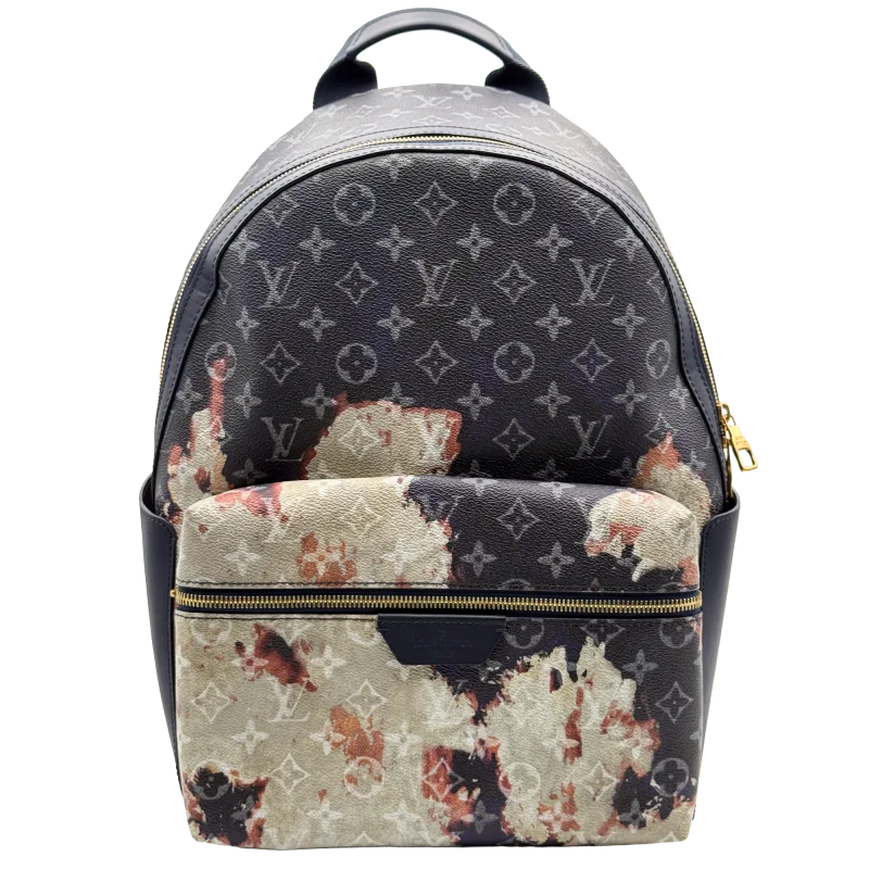 Discovery Monogram Bleach